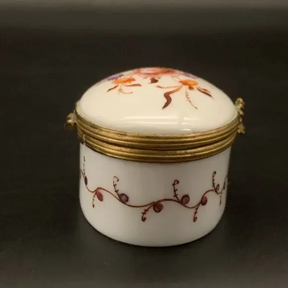 Vintage Limoges France Floral Hinged Fine Porcelain Trinket Box
Hand Painted - Picture 4 of 12